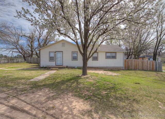 Property at 305 N 53rd WestAvenue, Tulsa, OK 74127, 4 beds, 2 baths