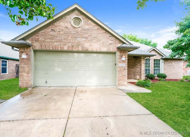 Property at 4425 S 198 Pl E, Broken Arrow, OK 74014, 3 beds, 2 baths