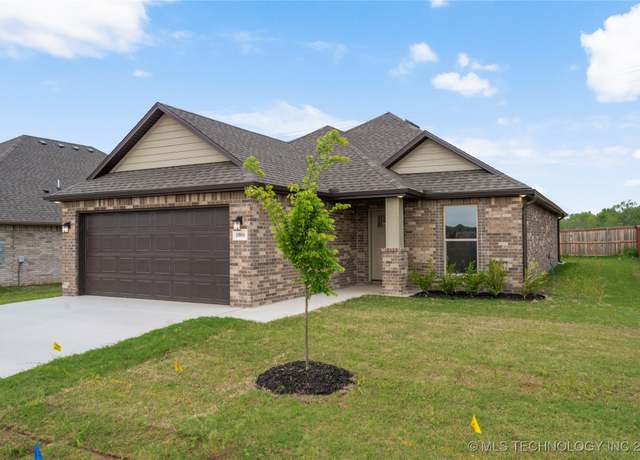 Property at 10804 S 274th Ave E, Coweta, OK 74429, 3 beds, 2 baths
