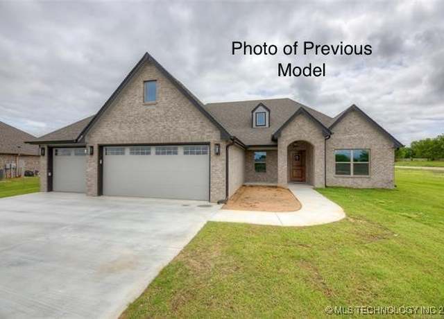 Property at 5822 Brandon Ct, Bartlesville, OK 74006, 4 beds, 2.5 baths