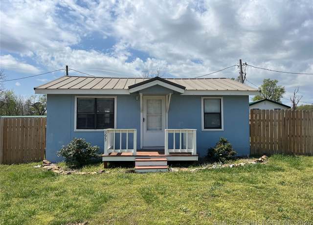 Property at 395 Woods Ave N, Kansas, OK 74347, 2 beds, 1 bath