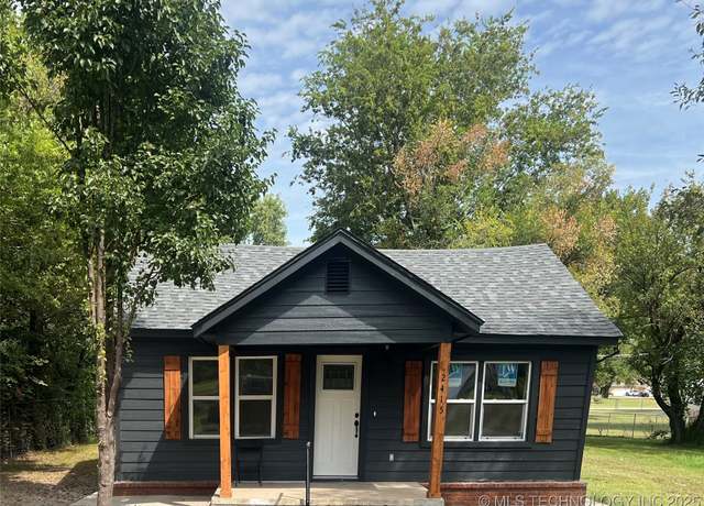 Property at 2415 E 29th St, Tulsa, OK 74110, 2 beds, 1 bath