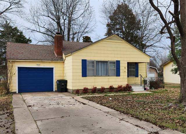 Property at 15 Irving St, Pryor, OK 74361, 3 beds, 1 bath