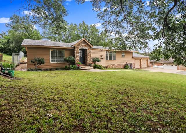Property at 17995 S 4160 Rd, Claremore, OK 74017, 4 beds, 2 baths