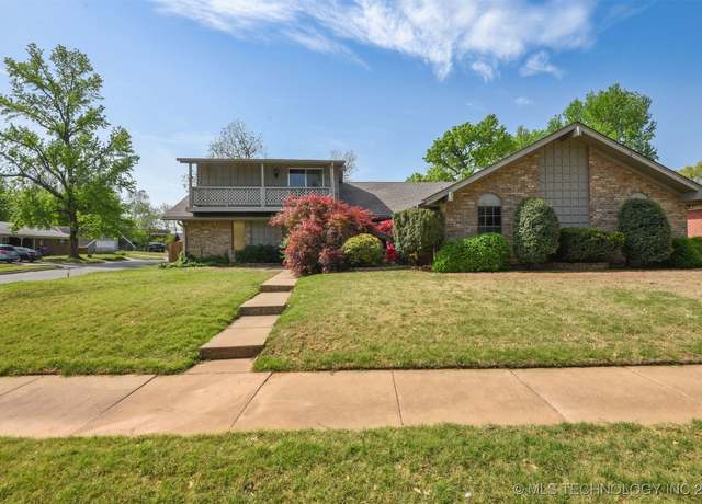 Property at 164 E 57th Pl, Tulsa, OK 74105, 4 beds, 2 baths