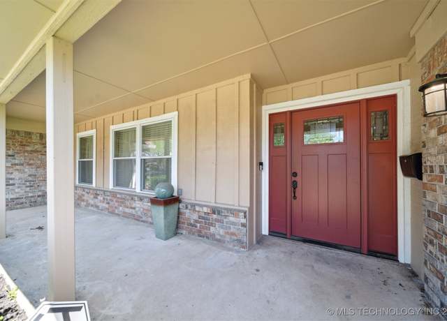 Property at 9123 E 38th St, Tulsa, OK 74145, 3 beds, 2 baths