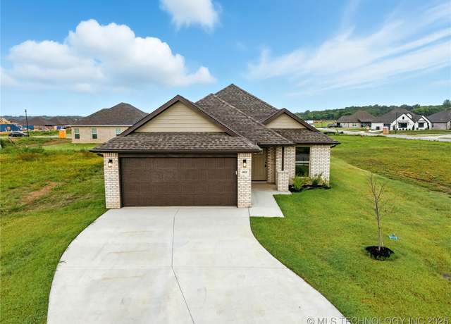 Property at 10822 S 279th Ave E, Coweta, OK 74014, 3 beds, 2 baths