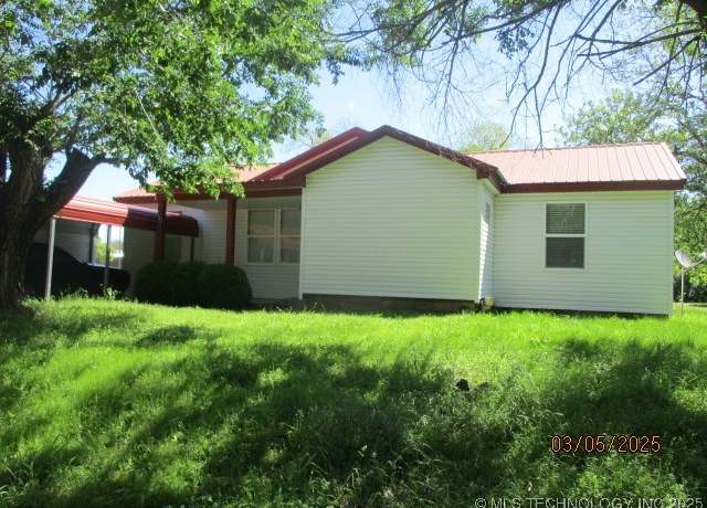 Property at 1112 H NW, Ardmore, OK 73401, 3 beds, 1 bath