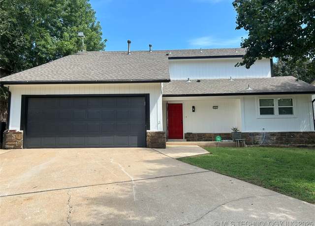 Property at 7301 S Juniper Ave, Broken Arrow, OK 74011, 3 beds, 2.5 baths