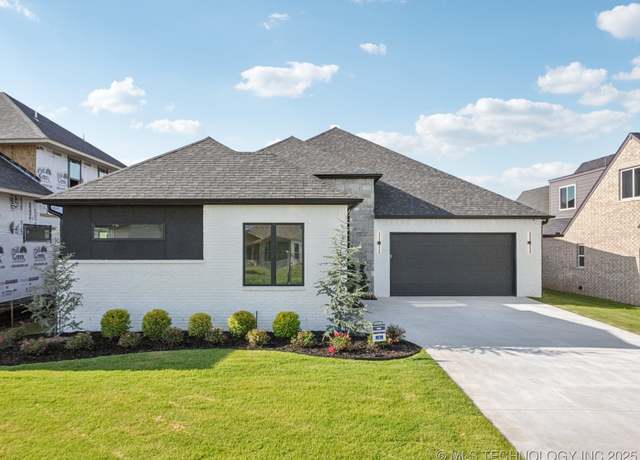 Property at 2357 E 134th Cir, Bixby, OK 74008, 3 beds, 2.5 baths