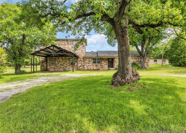 Property at 2382 Cheek, Lone Grove, OK 73443, 6 beds, 2.5 baths