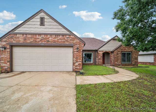 Property at 109 W 133rd Pl, Skiatook, OK 74070, 3 beds, 2 baths