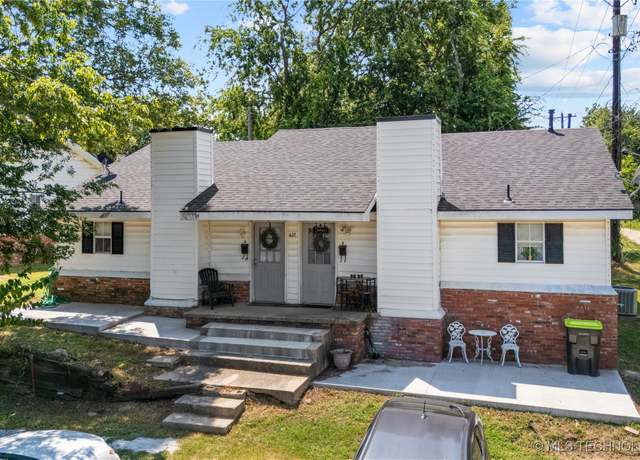 Property at 230 E 17th, Ada, OK 74820, 8 beds, 4 baths