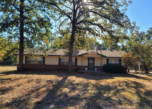 Property at 114289 Hickory Rd, Eufaula, OK 74432, 3 beds, 2.5 baths