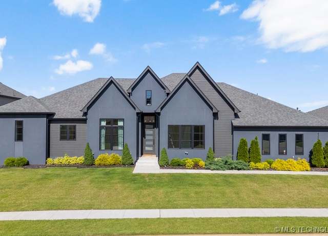 Property at 4522 S Retana Pl, Broken Arrow, OK 74011, 4 beds, 3.5 baths