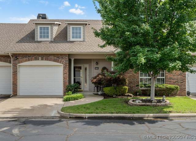 Property at 8306 E 77th Pl, Tulsa, OK 74133, 3 beds, 2 baths