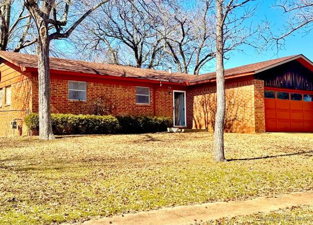 Property at 903 Albert Dr, Hugo, OK 74743, 3 beds, 1 bath