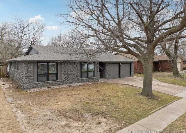 Property at 10936 E 36th Pl, Tulsa, OK 74146, 3 beds, 2 baths