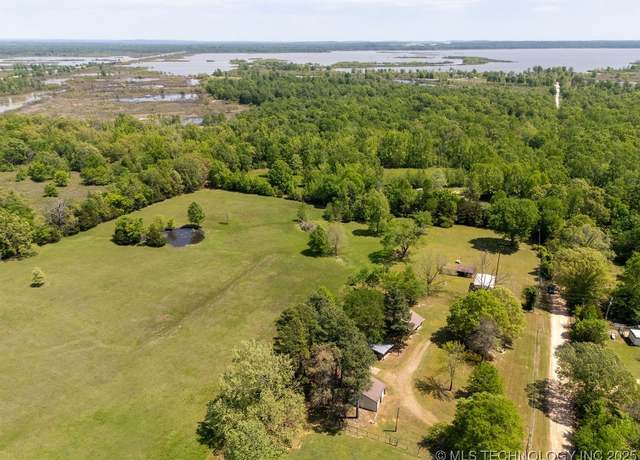Property at 2703 E 2010 Rd, Hugo, OK 74743, 2 beds, 1 bath