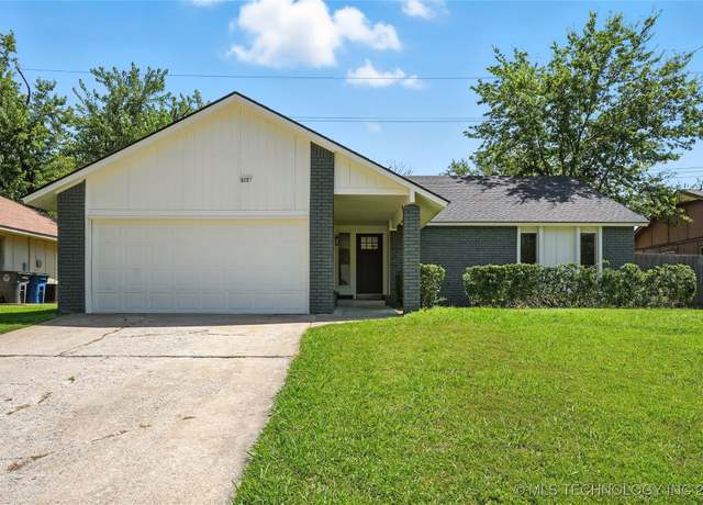 Property at 613 N Yukon Ave, Tulsa, OK 74127, 3 beds, 2 baths