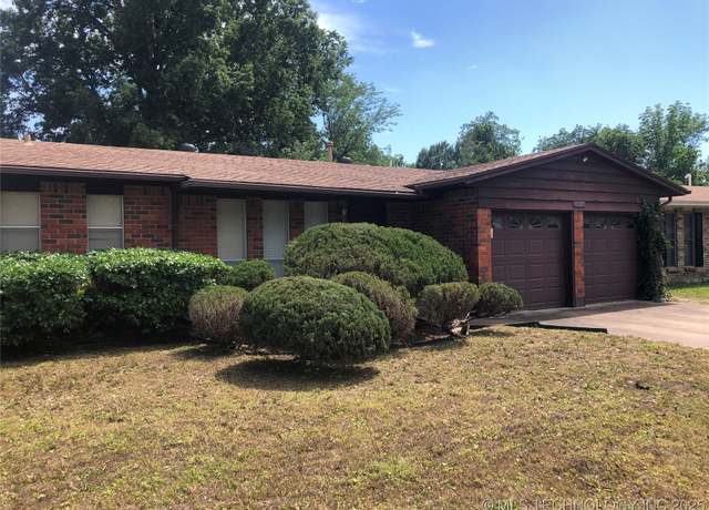 Property at 12528 E 18th St, Tulsa, OK 74128, 3 beds, 1 bath