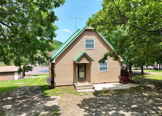 Property at 363 W 1700 Rd, Stigler, OK 74432, 4 beds, 2 baths