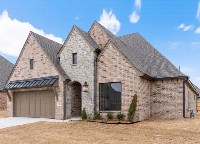 Property at 794 E 148th Pl S, Glenpool, OK 74033, 3 beds, 2.5 baths
