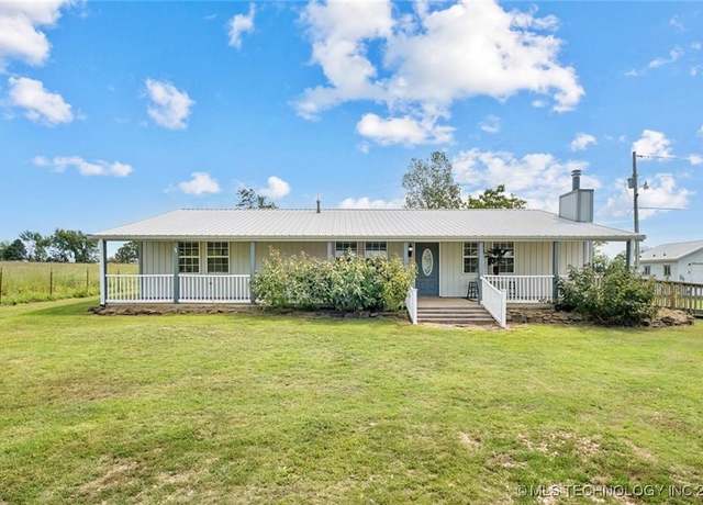 Property at 57110 59, Kansas, OK 74338, 2 beds, 2 baths