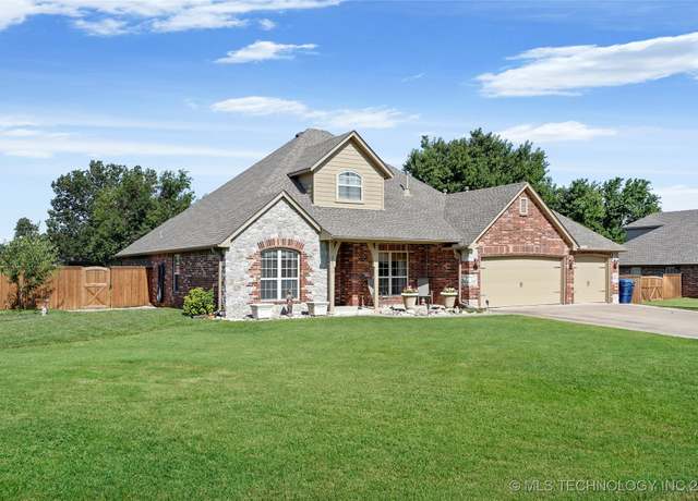 Property at 7830 N 163rd EastCourt, Owasso, OK 74055, 4 beds, 3 baths