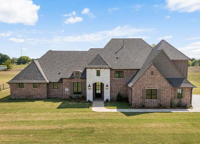 Property at 2484 Cross Creek Dr, Oologah, OK 74053, 5 beds, 3.5 baths
