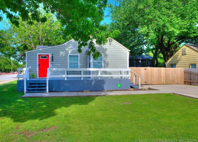 Property at 3819 E 15th St, Tulsa, OK 74112, 3 beds, 1 bath