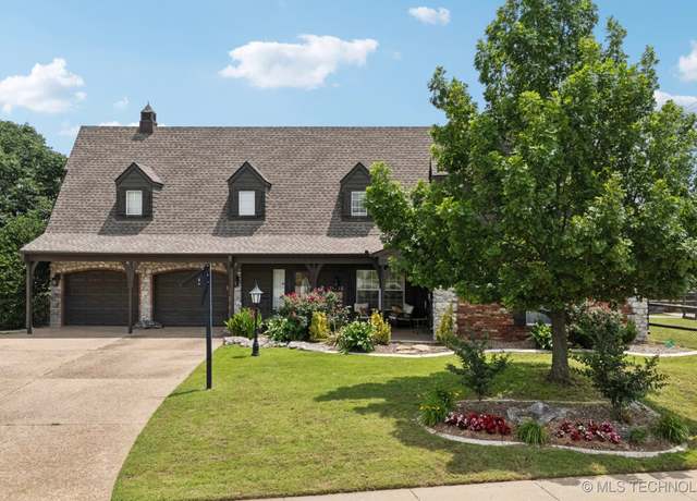 Property at 11712 E 117th Pl N, Collinsville, OK 74021, 3 beds, 2.5 baths