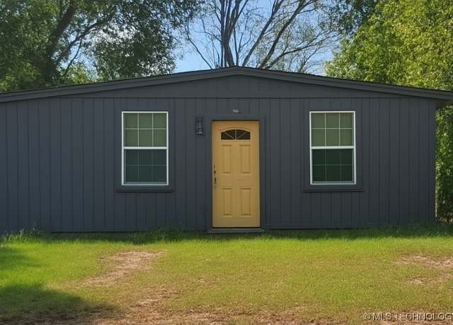 Property at 3868 N Delaware Ave, Tulsa, OK 74110, 4 beds, 1 bath