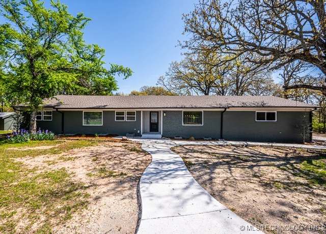 Property at 8233 County Road 1540, Ada, OK 74820, 4 beds, 3 baths