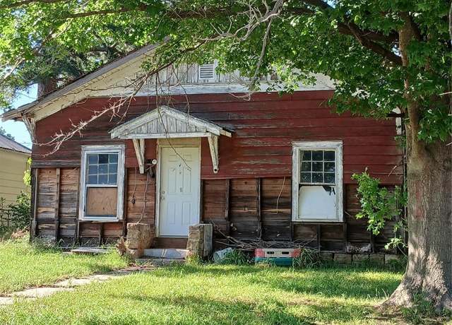 Property at 609 1st, Haileyville, OK 74547, 3 beds, 1 bath