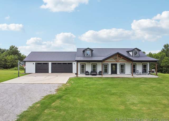 Property at 18305 S 250 Rd, Okmulgee, OK 74447, 3 beds, 3.5 baths