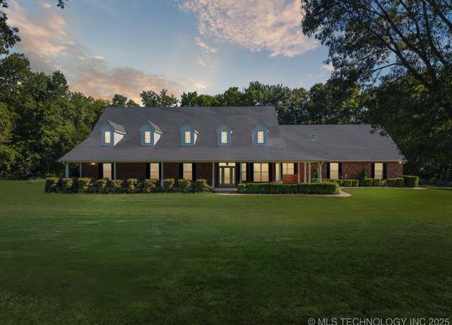 Property at 2475 W Lowry Rd N, Claremore, OK 74017, 3 beds, 4 baths