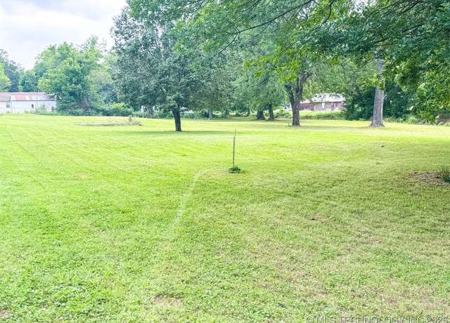 Property at 514 W Creek, Checotah, OK 74426