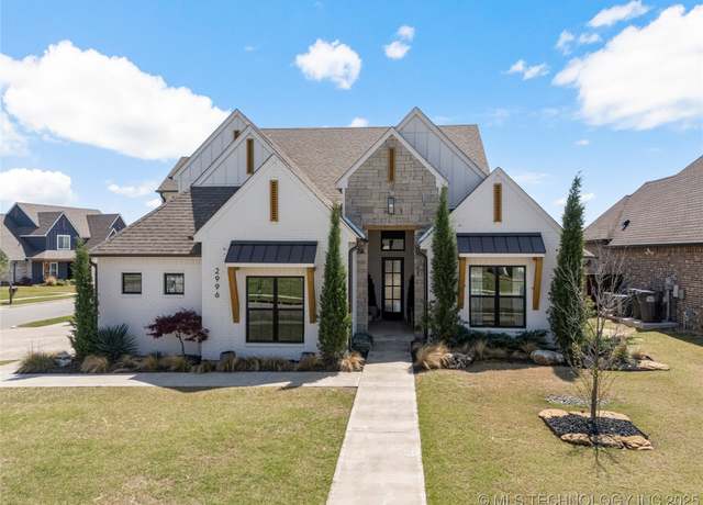 Property at 2996 E 142nd Ct S, Bixby, OK 74008, 4 beds, 3.5 baths