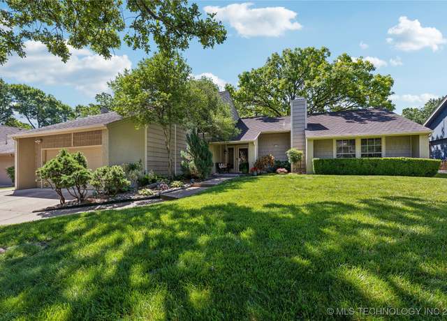 Property at 6706 E 89th St, Tulsa, OK 74133, 3 beds, 2.5 baths