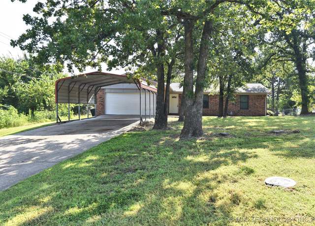 Property at 503 Woodbine Dr, Sapulpa, OK 74066, 3 beds, 2 baths