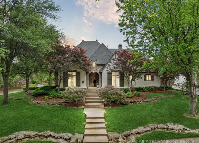 Property at 3756 S Wheeling Ave, Tulsa, OK 74105, 4 beds, 3.5 baths
