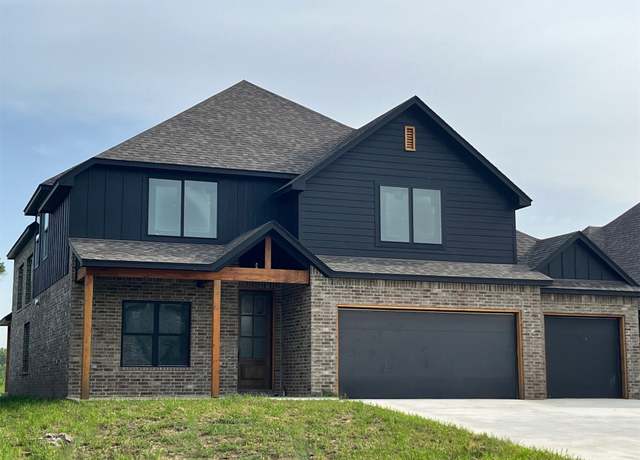 Property at 2402 E Northampton St, Broken Arrow, OK 74014, 3 beds, 2.5 baths