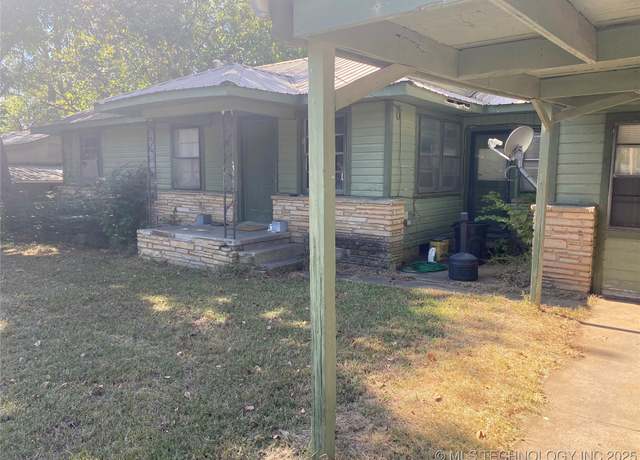Property at 426 S Fairland Ave S, Coweta, OK 74429, 3 beds, 1 bath