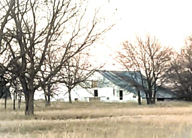 Property at 2575 S 433rd, Pryor, OK 74361, 2 beds, 1 bath