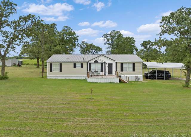 Property at 3237 Hometown, Ardmore, OK 73401, 3 beds, 2 baths