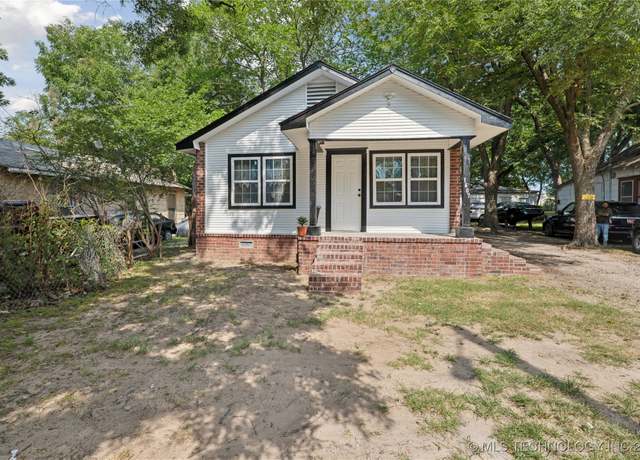 Property at 1607 N Yorktown Ave, Tulsa, OK 74110, 3 beds, 1 bath
