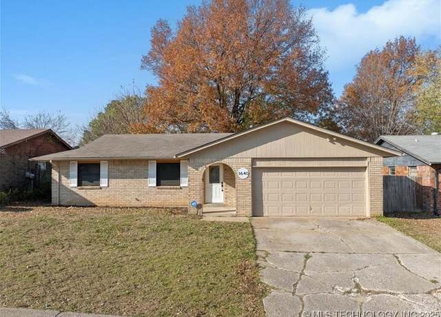 Property at 1640 S Pecan Pl, Broken Arrow, OK 74012, 3 beds, 1.5 baths