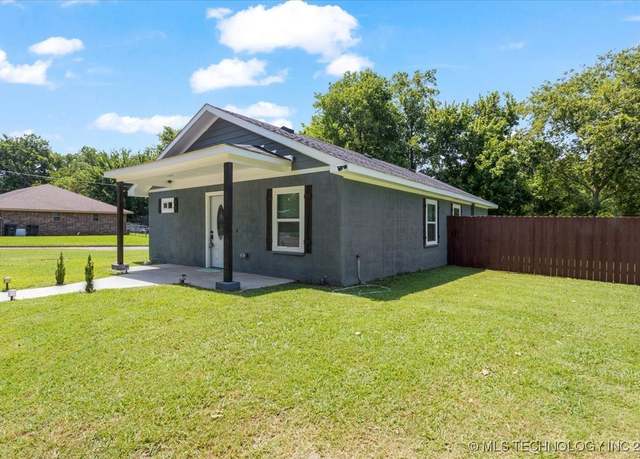 Property at 701 W Alabama, Durant, OK 74701, 3 beds, 2 baths