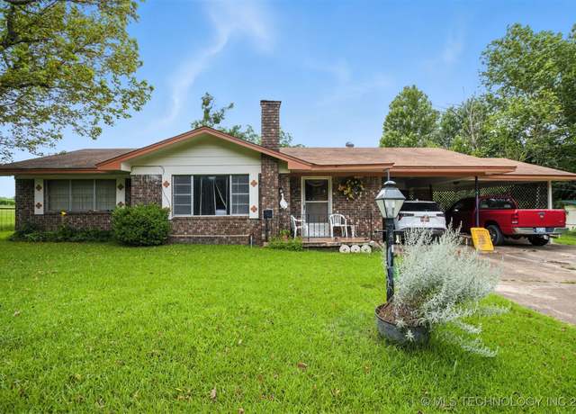 Property at 201 Main, Soper, OK 74759, 3 beds, 1.5 baths
